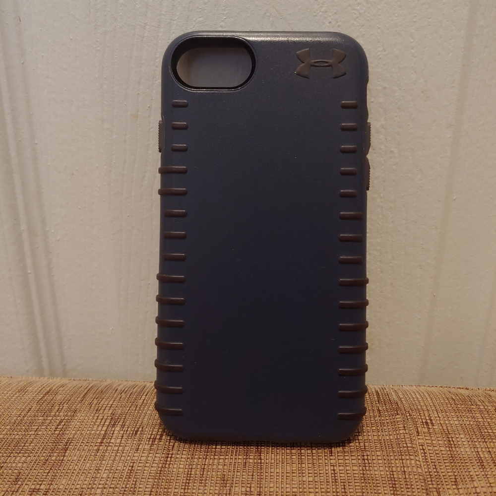 Under Armour Grip Hybrid case for IPhone SE 2/8/7/6s/6